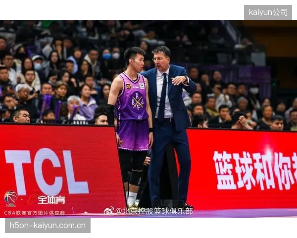 球队在面对对手持续高强度压迫时，中后场的出球能力将受到严峻考验。